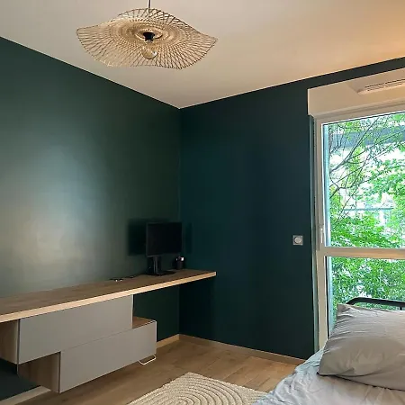 Design Avec Terrasse - Bastide Бордо
