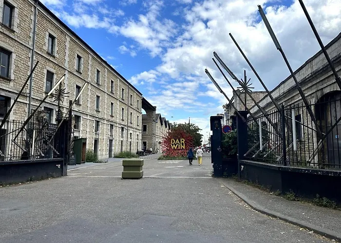 Design Avec Terrasse - Bastide 아파트