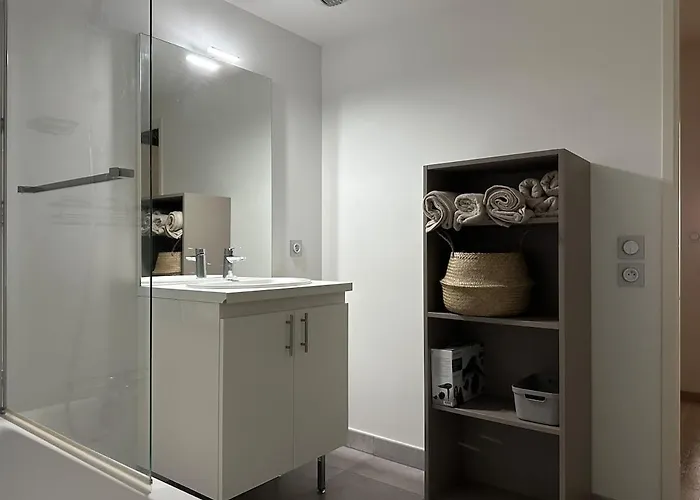 Appartement Design Avec Terrasse - Bastide Bordeaux